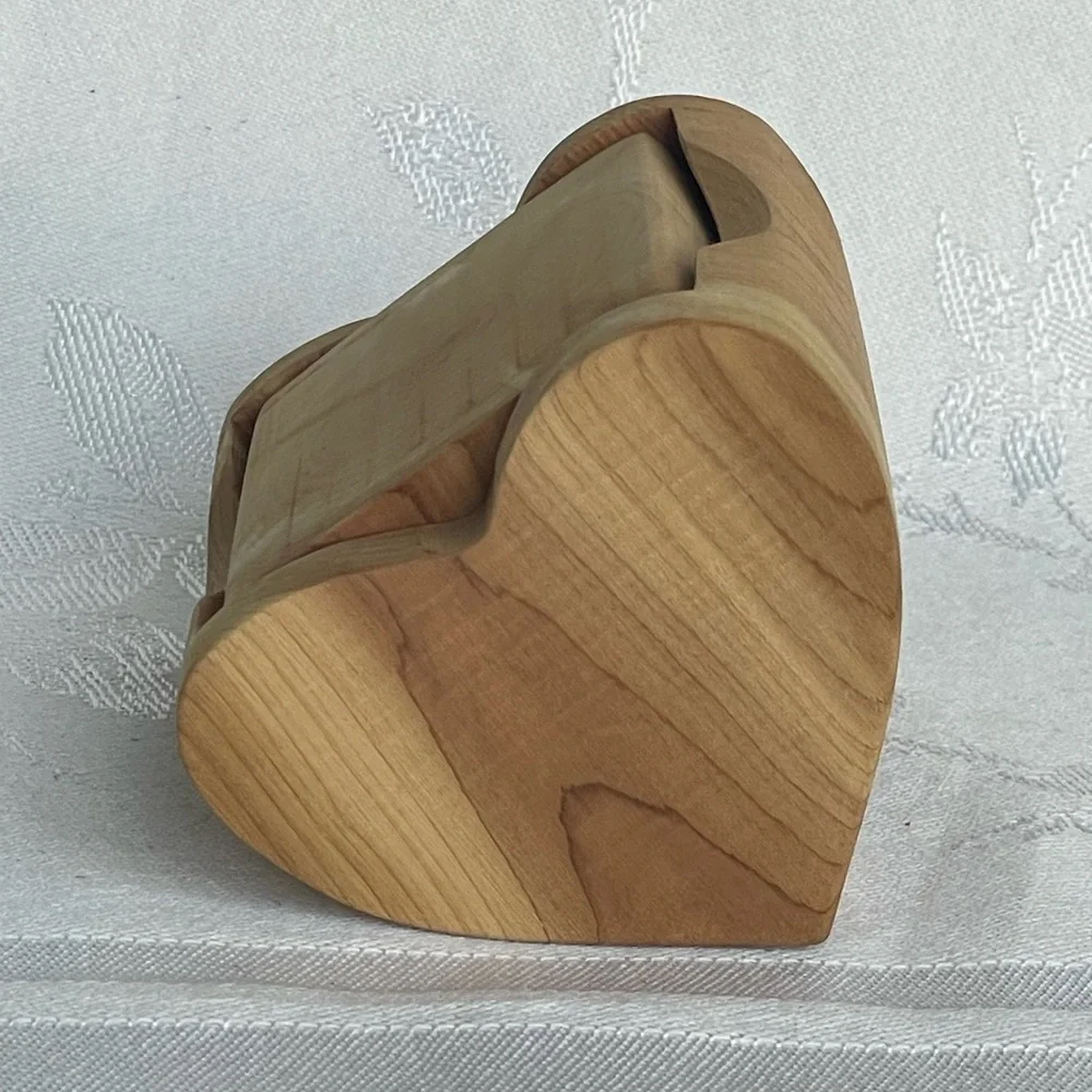 Vintage Cedar Wood Heart Bandsaw Trinket Jewelry Box Handcrafted Natural